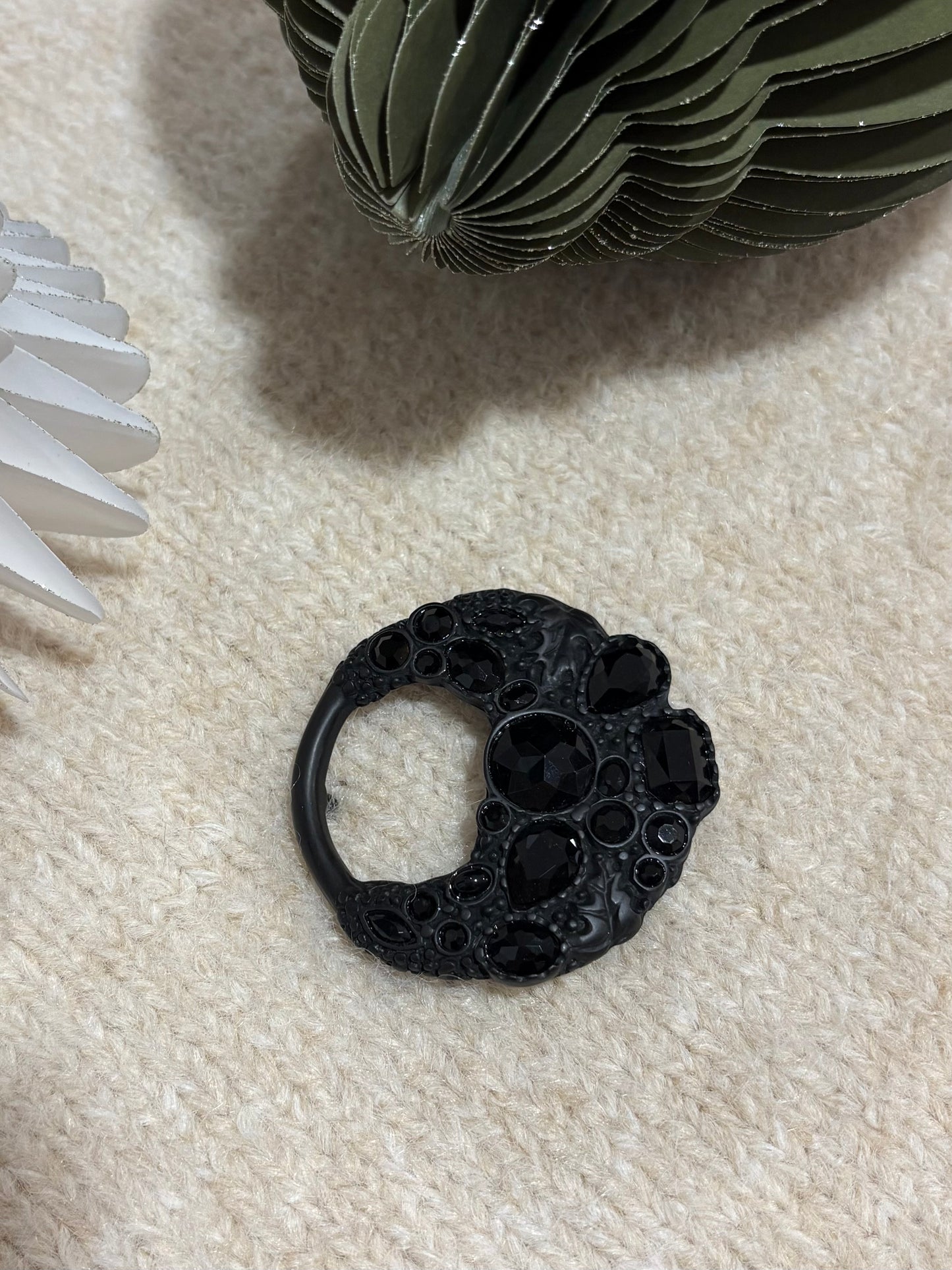 Boucle Yolète N214 - 40 mm - Black List