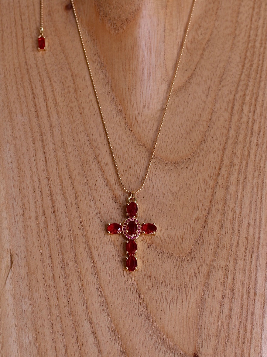 Sautoir Réglable Croix Rouge 💋 - Coco Loizo