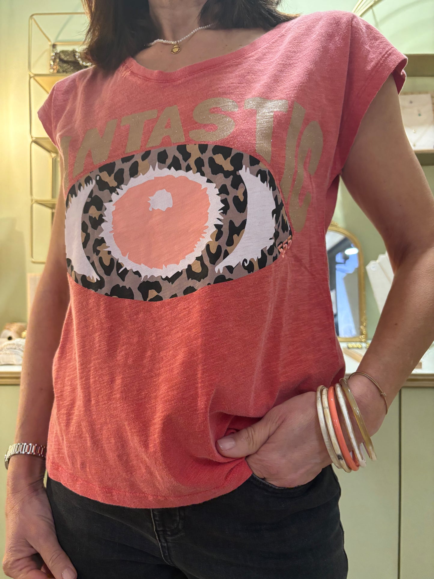 T-Shirt Mazel Red - One Tee
