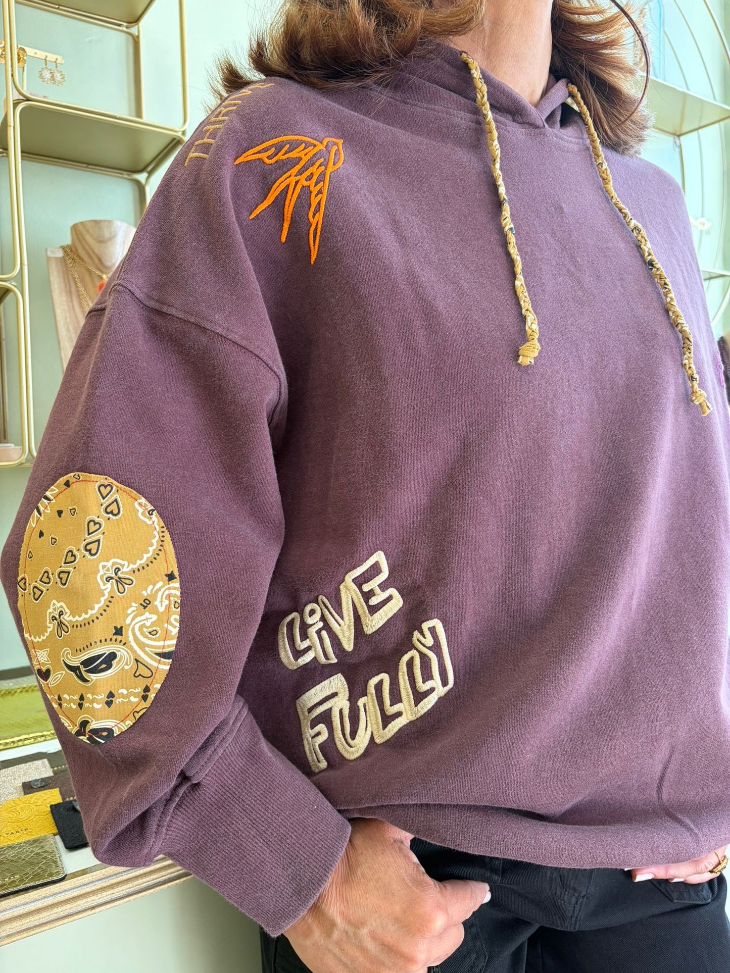 Sweat Hunter - Cocoa - One Tee