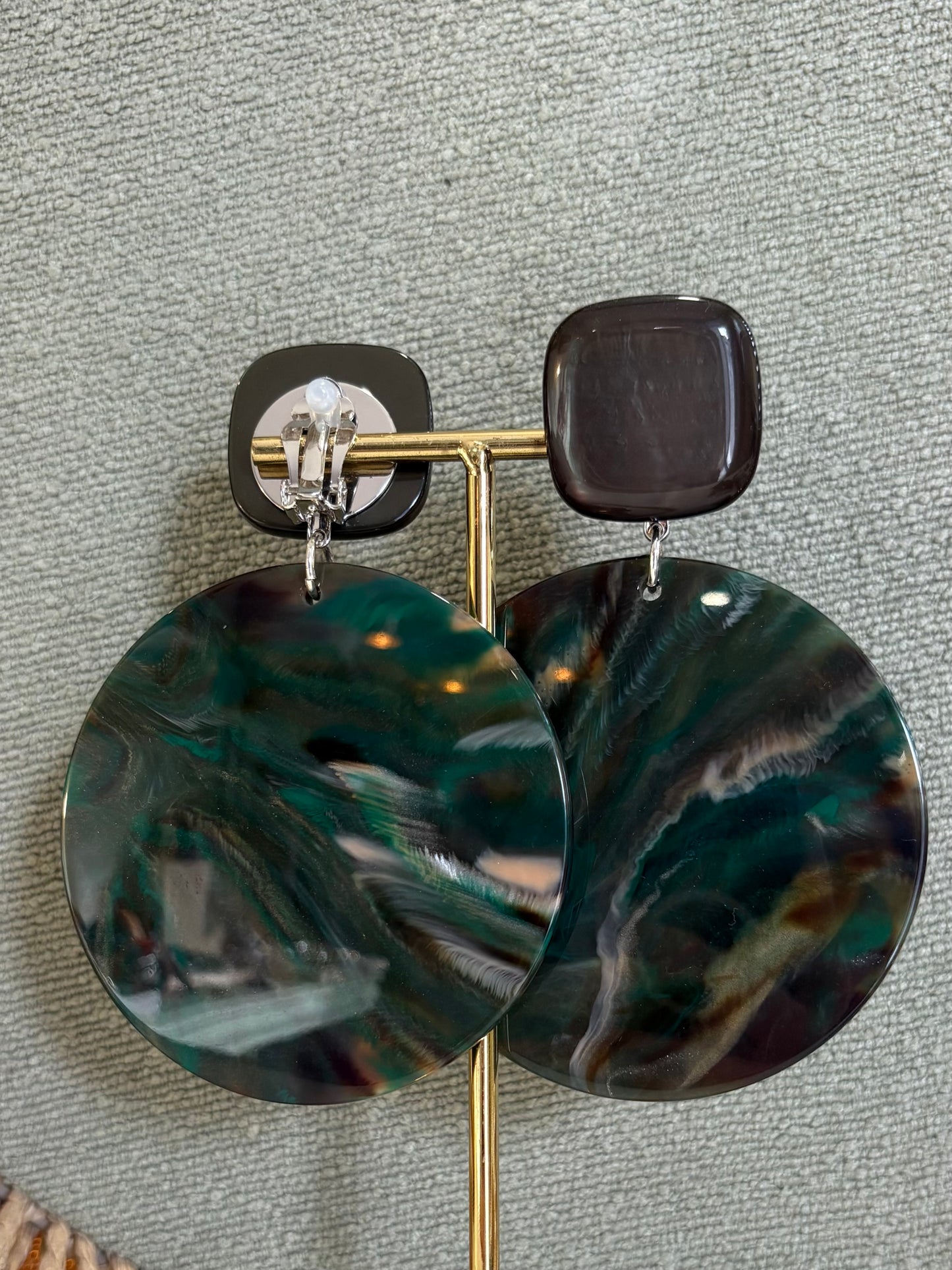 SHIRO M - Modele à clip - Francine Bramli