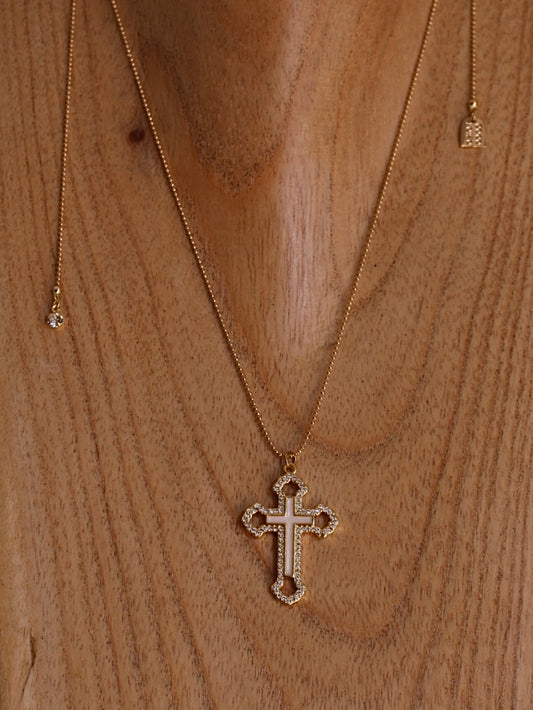 Sautoir Réglable Croix Ancienne Blanche - Coco Loizo