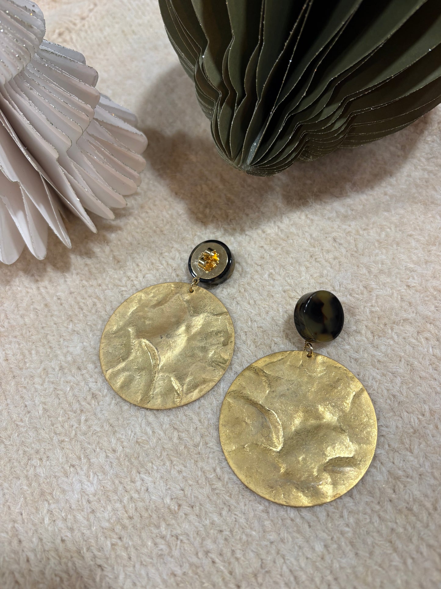 MAJESTUEUSE - Modèle percé - Francine Bramli