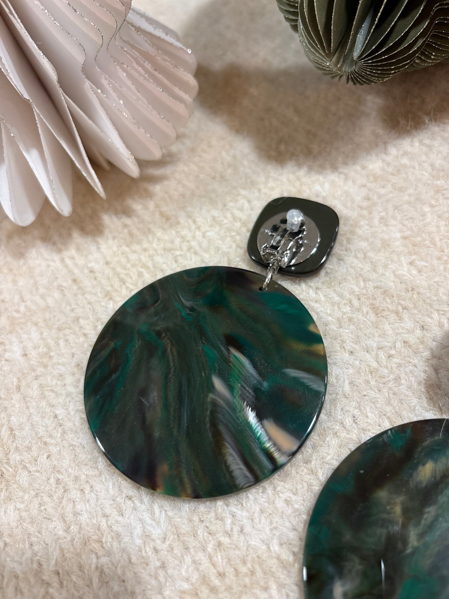 SHIRO M - Modele à clip - Francine Bramli