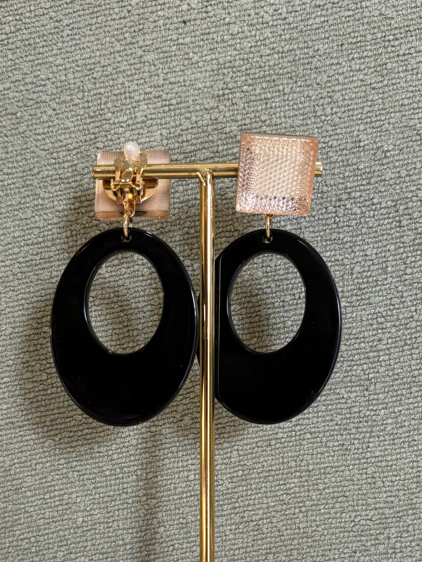 HÉLÉNA - Modèle à clip - Francine Bramli