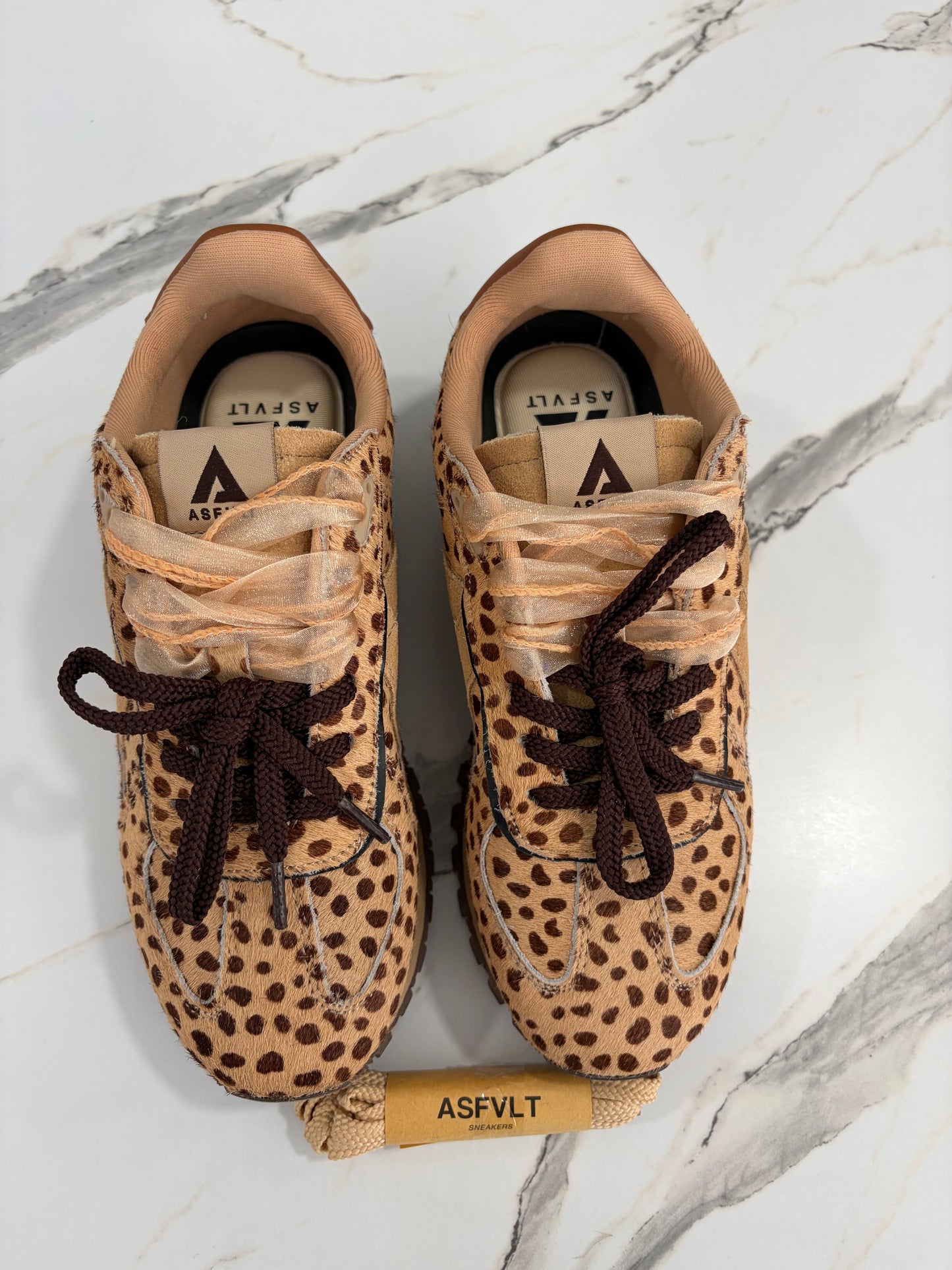 Gate Safari / Dots Pony Hair