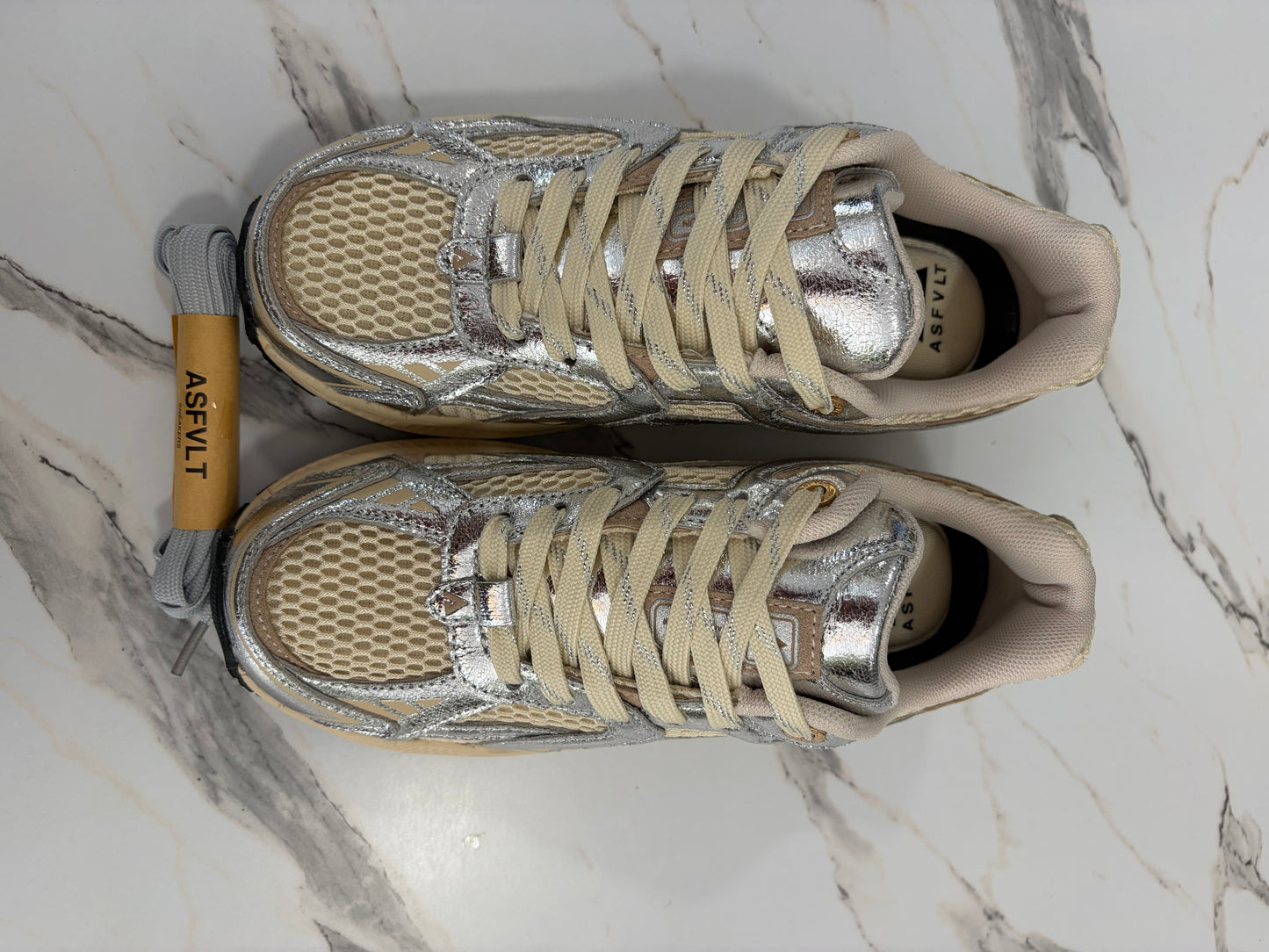 City Run Silver Tan